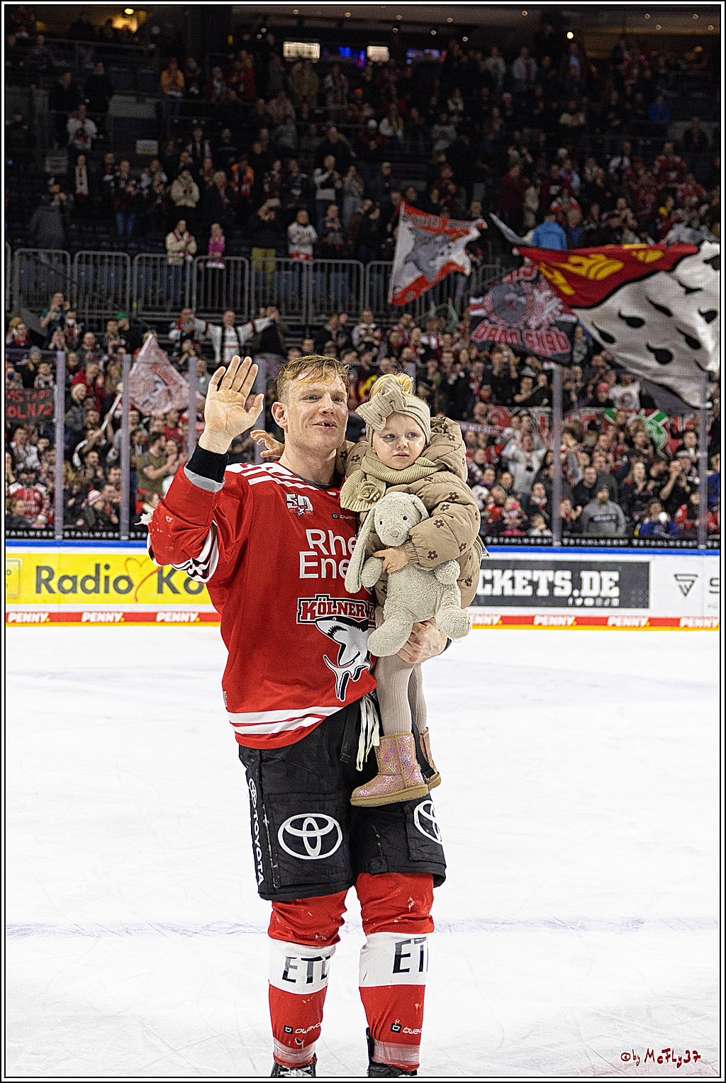 PENNY DEL;  Kölner Haie - Loewen Frankfurt; Köln, 18.12.2022